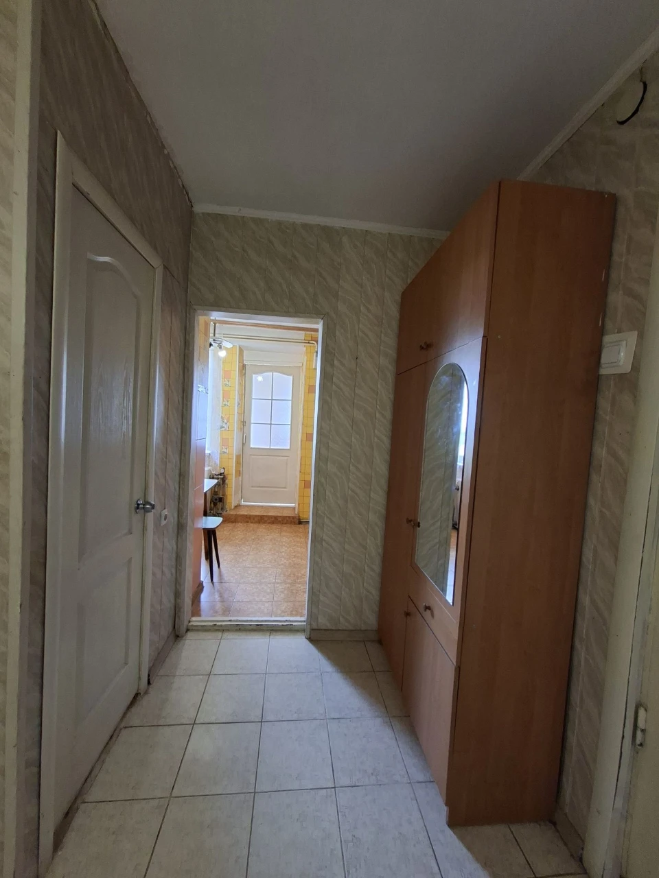 Продам 3х квартиру,2 поверх/2, вул.Січнева