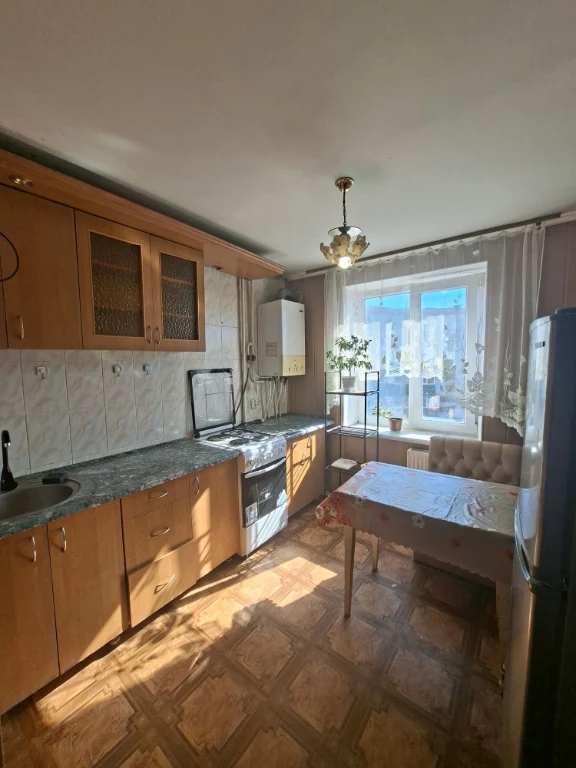 Продам 2 квартиру/4/5  "чешка",вул.Нацгвардійська