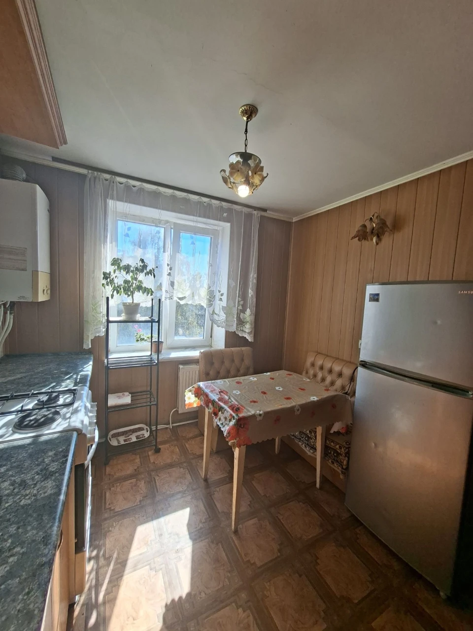 Продам 2 квартиру/4/5  "чешка",вул.Нацгвардійська