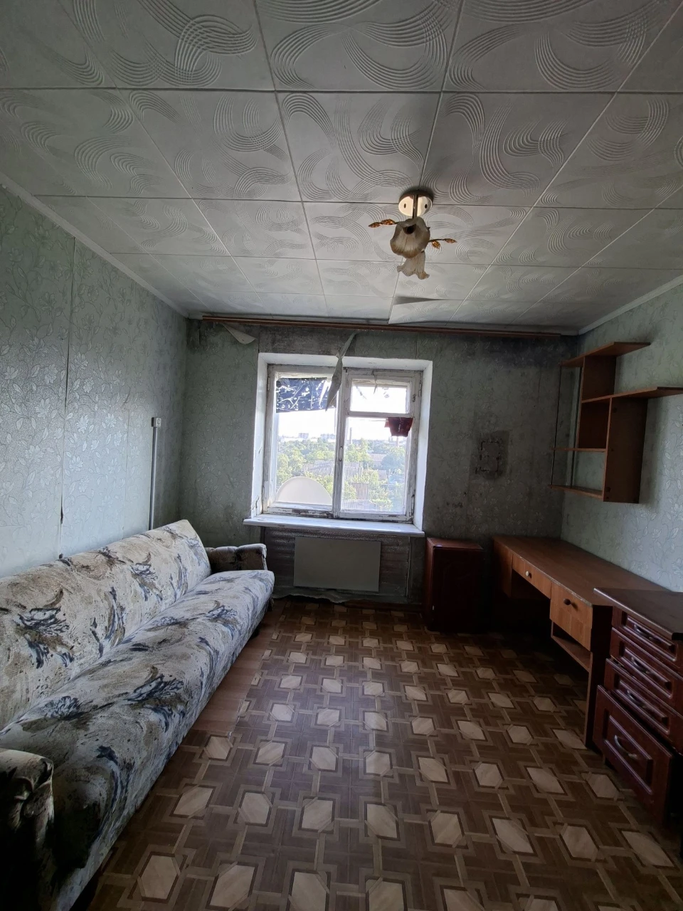 Продам 2х кімнатну квартиру/5/5,цегляний будинок, район  вул