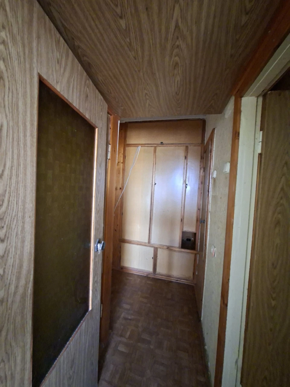 Продам 2х кімнатну квартиру/5/5,цегляний будинок, район  вул