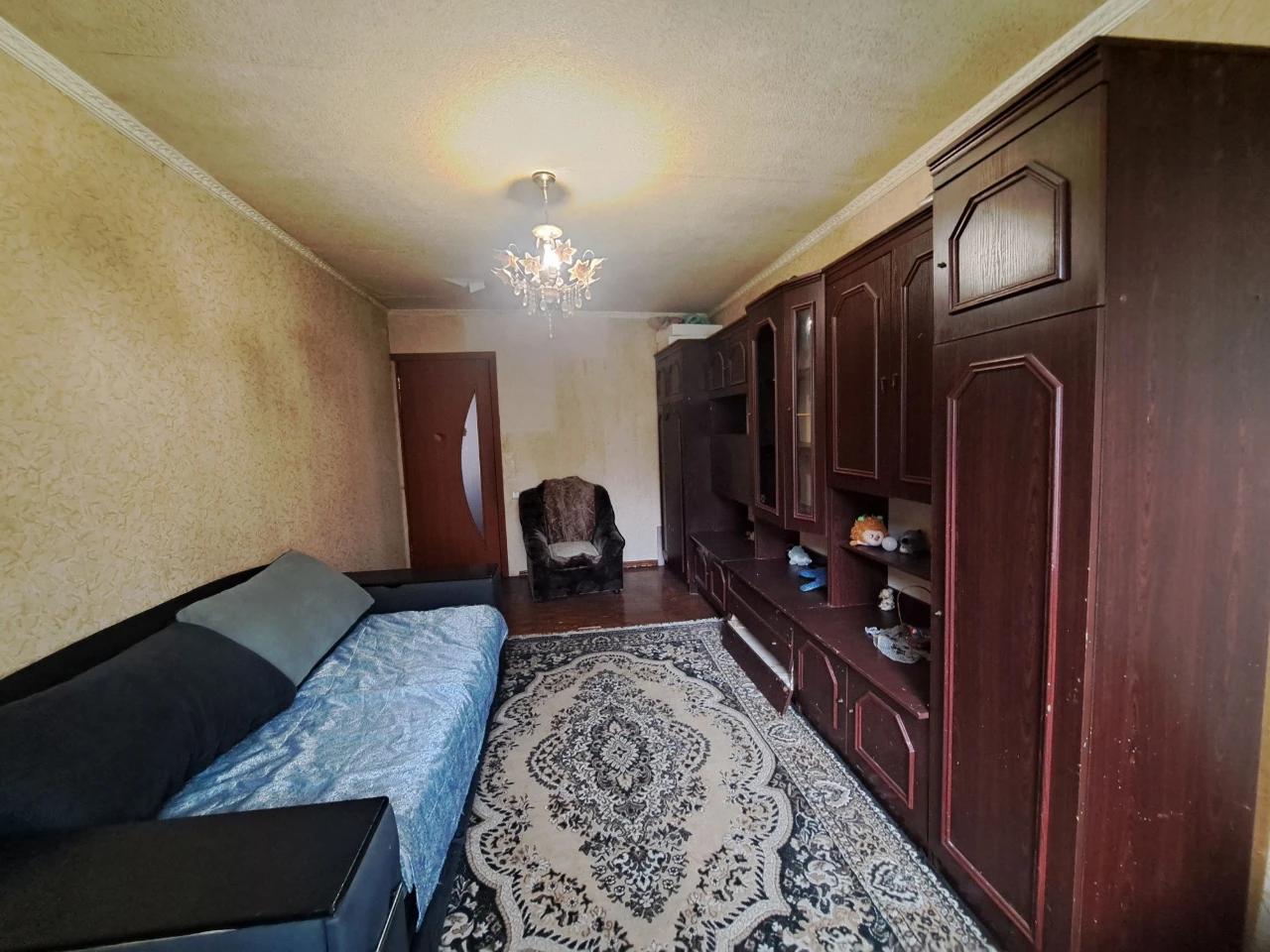 Продам 2 кімнатну квартиру на Рожевій