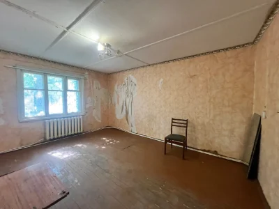 Продаж трикімнатної квартири по вулиці Камʼяномостівська
