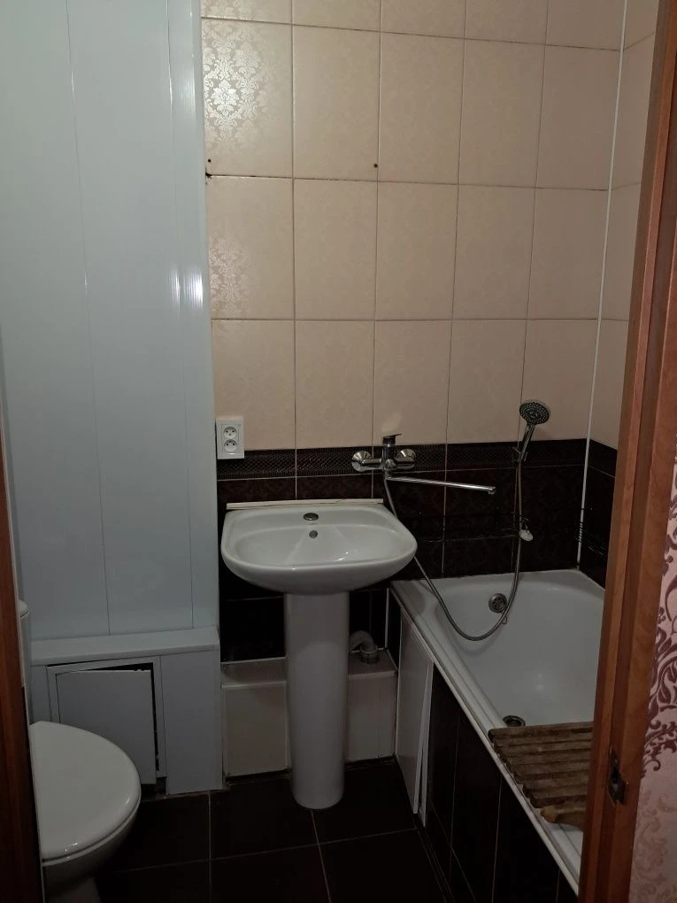 Нерухомість! продам 3 кімн квартиру, Вул Коротченко