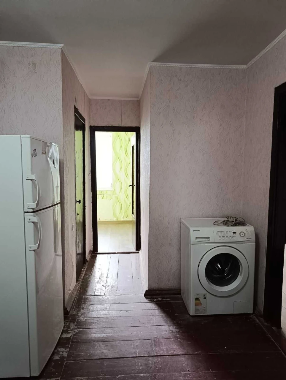 Spacious three-bedroom apartment for sale on the fifth floor