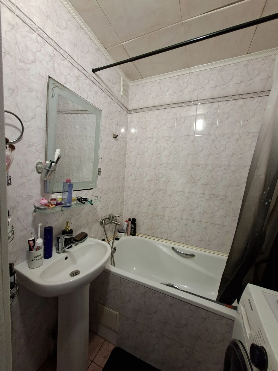 Продам 2к.квартиру в центрі міста/5/5