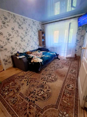 Продаю  2 кімнатну квартиру