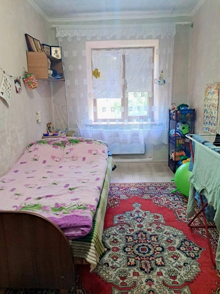 Продаю  2 кімнатну квартиру