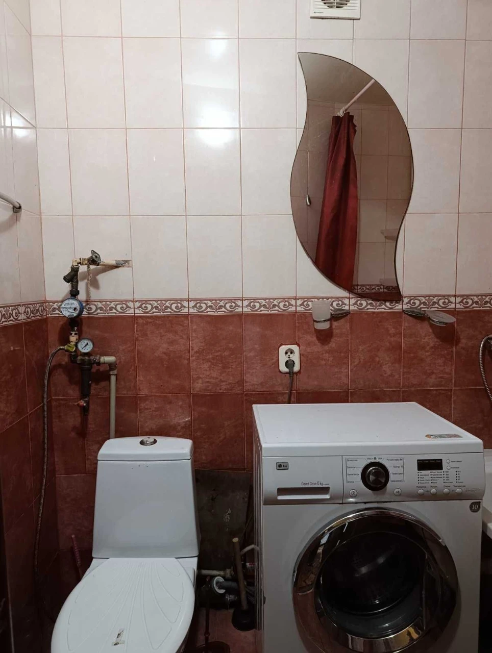 Продається двокімнатна квартира  на 5 поверсі п'ятиповерхово