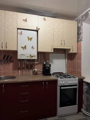 Продається 2-кімнатна квартира, вул. Корабельна, 10