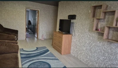 Продам 3 кімнатну квартиру на Корабельній