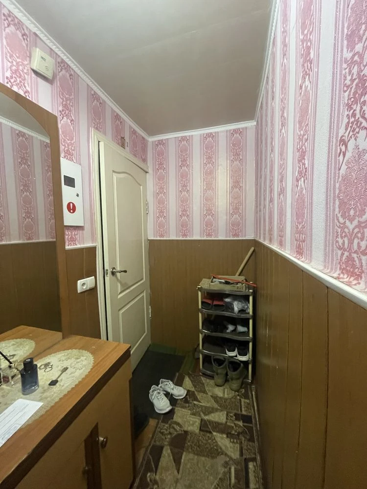 2-room apartment on the 1st floor in the Crb district