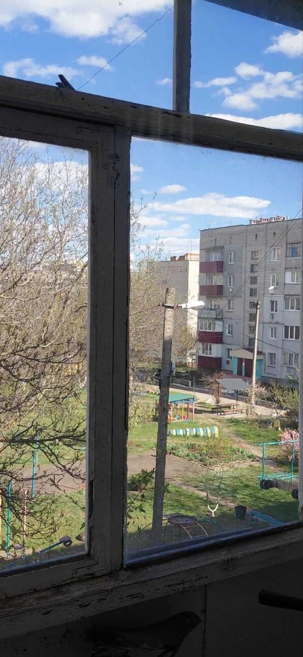 Owner. 1-room apartment 36 sq m with INDIVIDUAL heating, floor 3/
