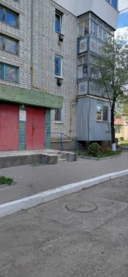 Owner. 1-room apartment 36 sq m with INDIVIDUAL heating, floor 3/