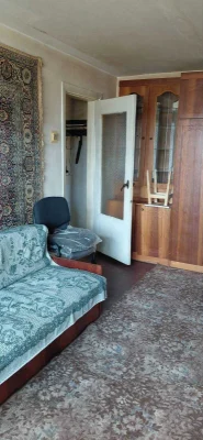 Owner. 1-room apartment 36 sq m with INDIVIDUAL heating, floor 3/