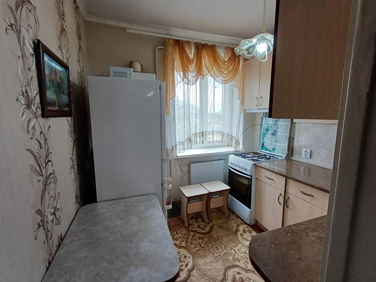 Продаж 2кім квартири біля коледжу