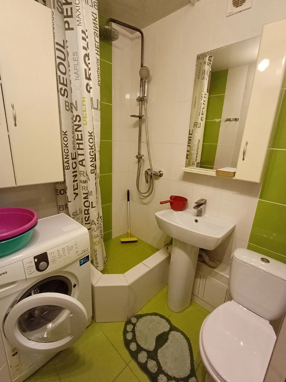 Продаж 2кім квартири біля коледжу