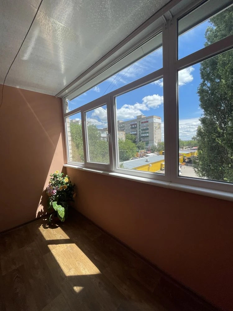 3 кімнатна квартира 4/5 поверх Корабельна