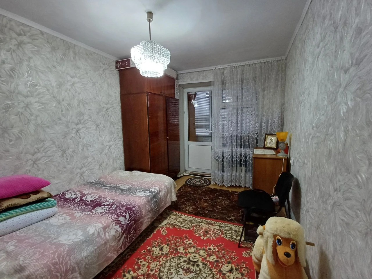 Продаж 2кім квартири біля центрального ринку