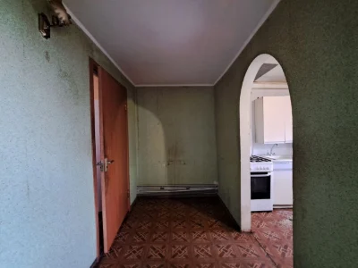 Продам 3 кімнатну квартиру на землі