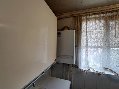 Продам 3 кімнатну квартиру на землі