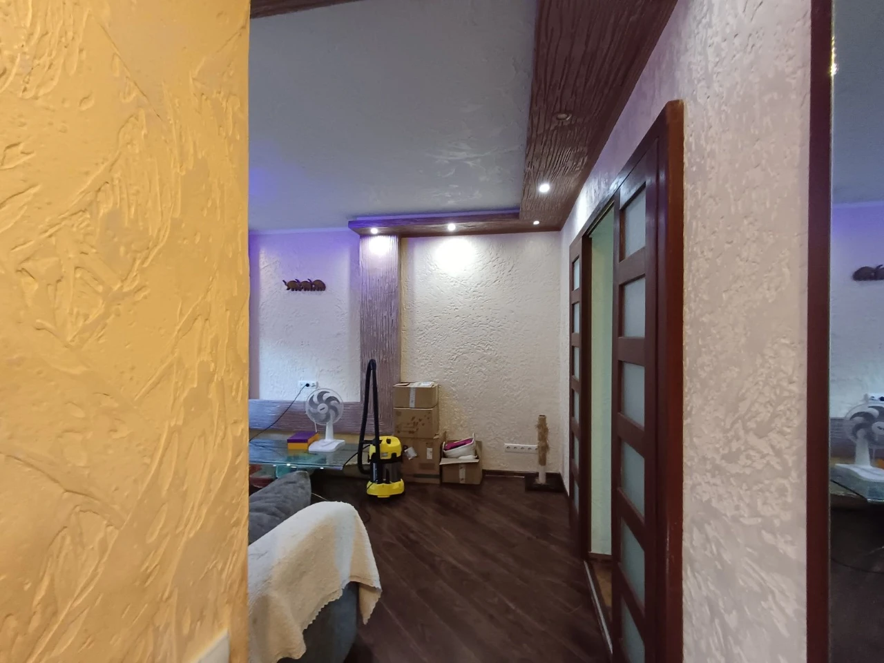 Продаж 2кім квартири з розкішним ремонтом