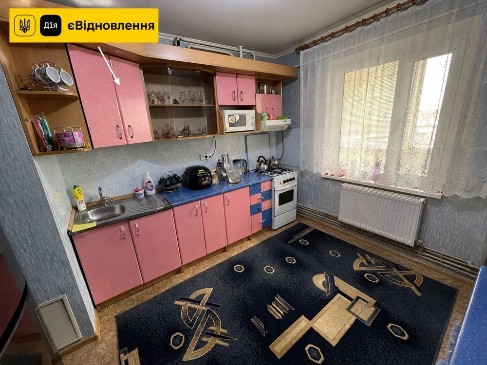 Простора трикімнатна квартира 70 м.кв. На ПМК