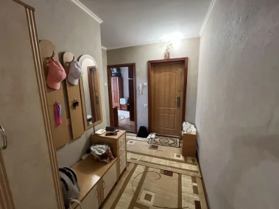 Простора трикімнатна квартира 70 м.кв. На ПМК