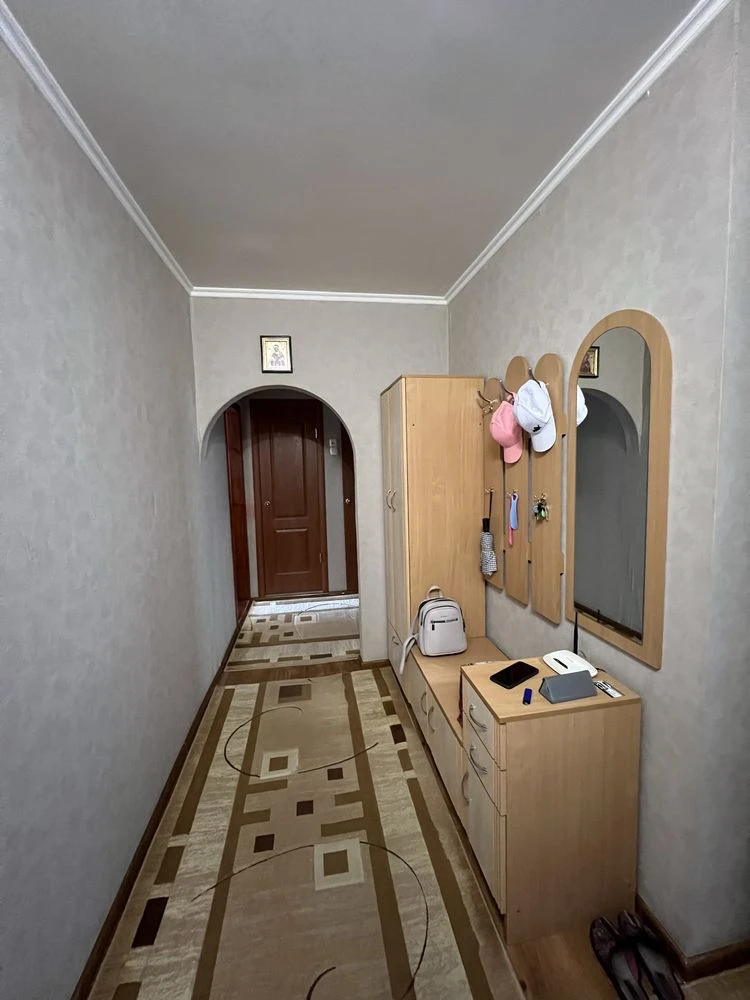 Простора трикімнатна квартира 70 м.кв. На ПМК