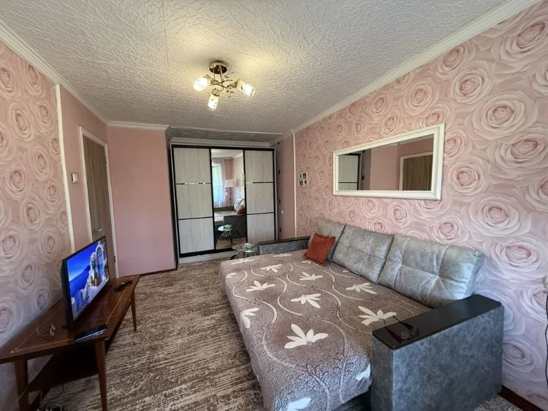 Продам 2 кімнатну квартиру
