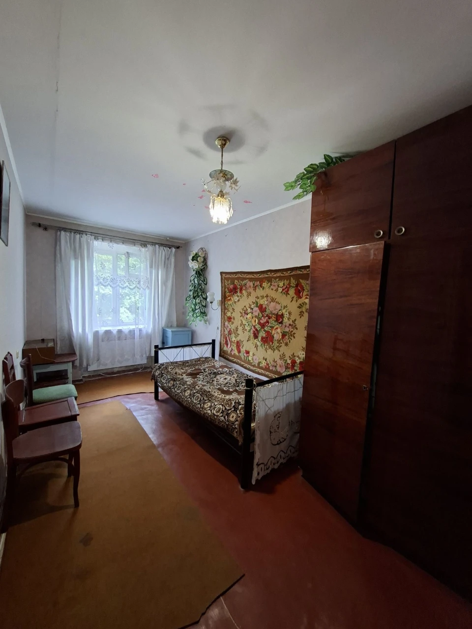 Продам 2-кімнатну квартиру, 2 поверх/5, вул. Корабельна