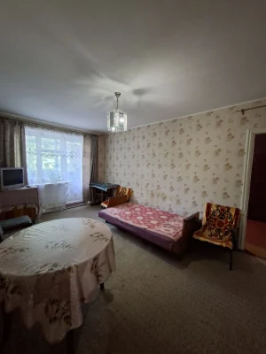 Продам 2-кімнатну квартиру, 2 поверх/5, вул. Корабельна