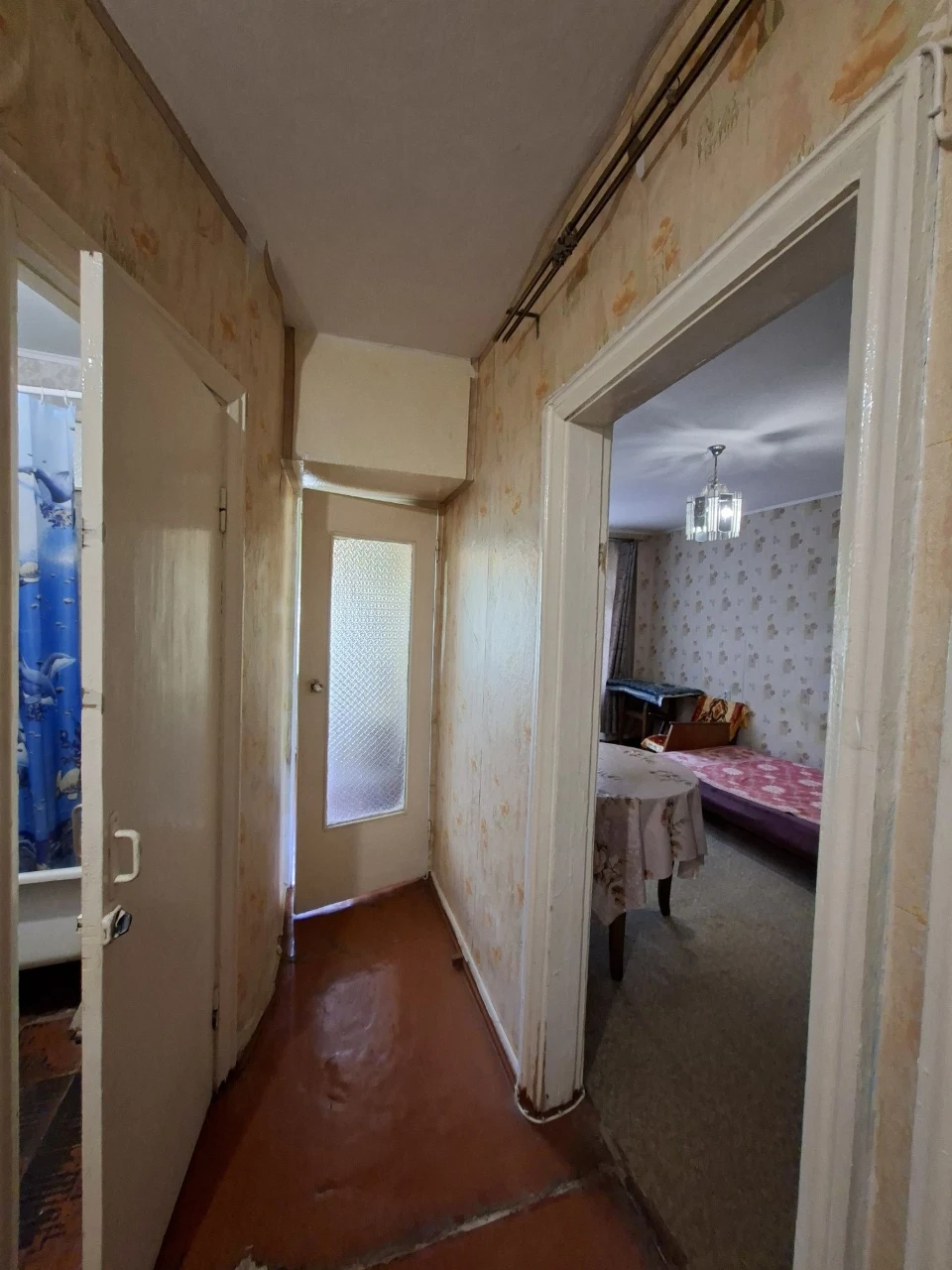 Продам 2-кімнатну квартиру, 2 поверх/5, вул. Корабельна