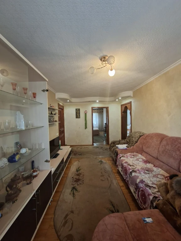 Продам 3х кімнатну квартиру/ 1 поверх/5,з балконом,вул.Соняч