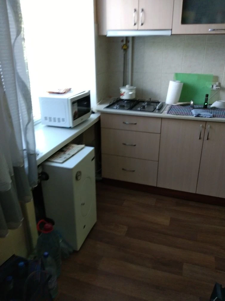 Продам двух.ком.квартиру