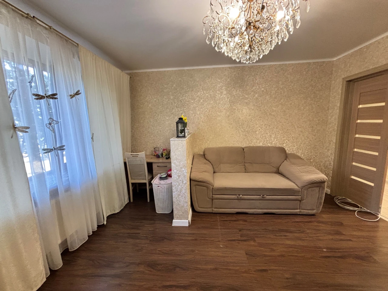 Two-bedroom apartment on Rose Street