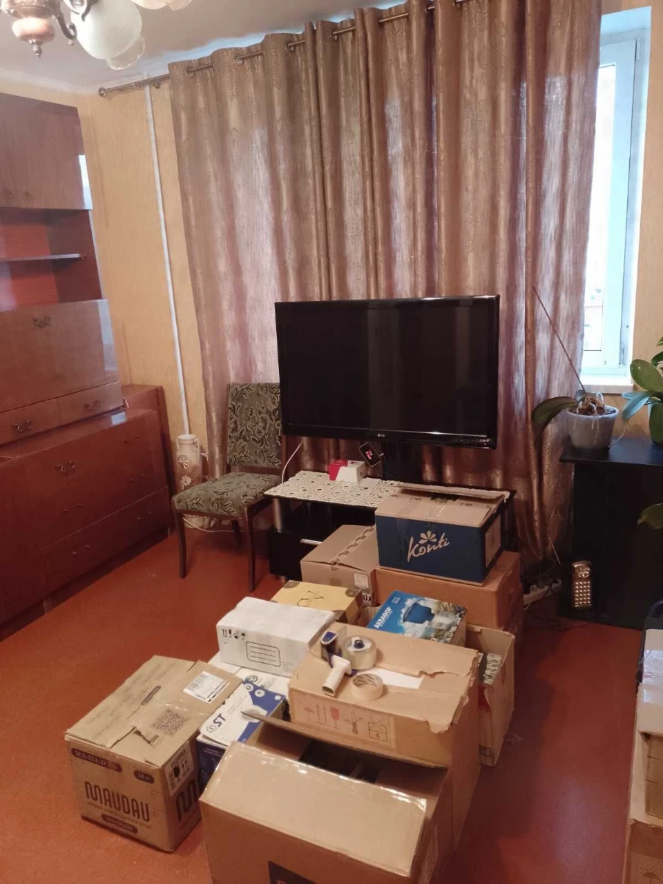 Продам 2-комн. квартиру на Солнечной, 8 этаж