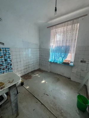 Продається 2-кімнатна квартира в центрі міста, на вулиці Першотравневій.