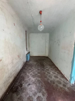 Продається 2-кімнатна квартира в центрі міста, на вулиці Першотравневій.