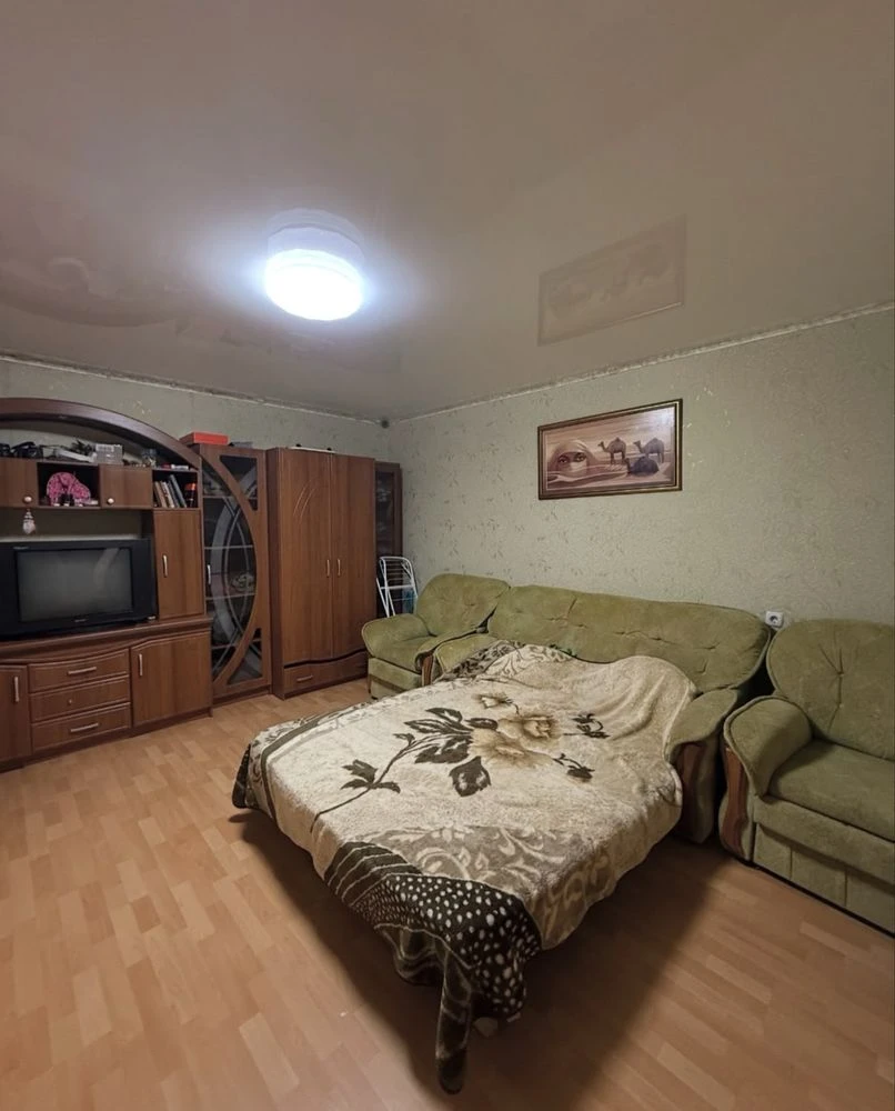 Продам 2-комн кв. 69 м/кв на Южной с мебелью и техникой