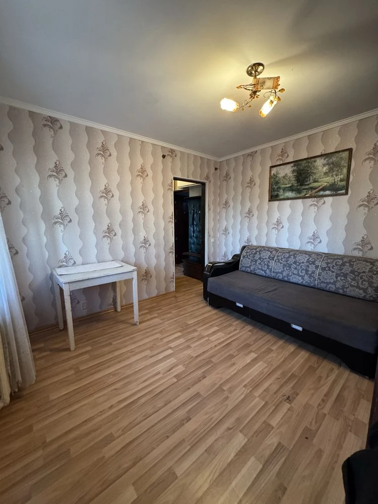 Продам однокомнатную квартиру на Совхозе.