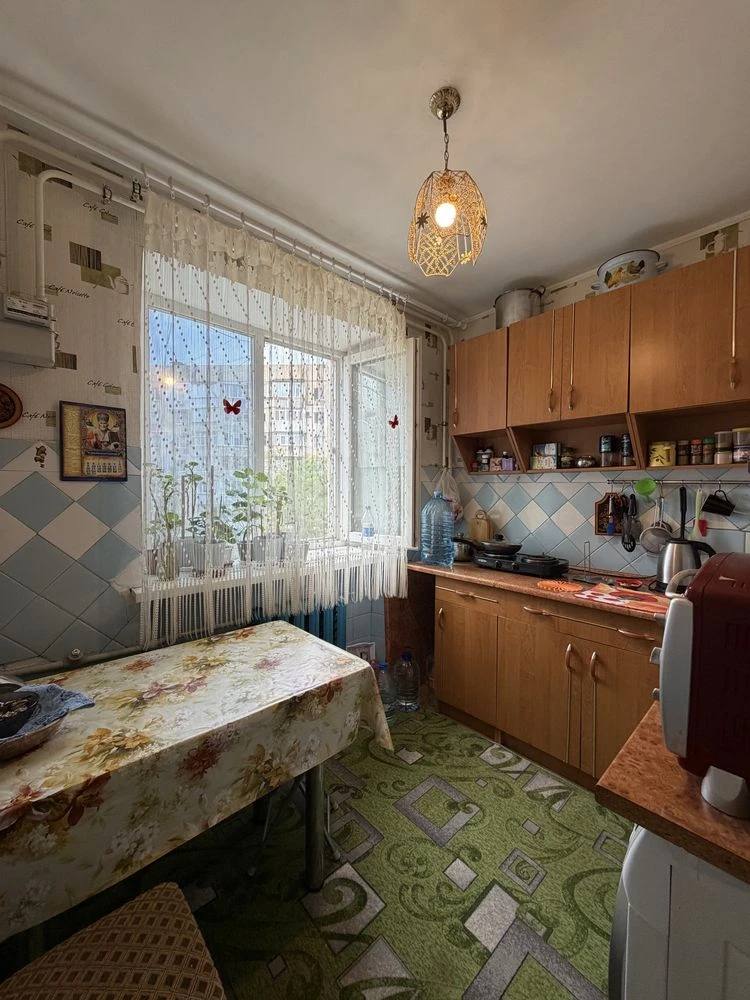 Продам 2-ком квартира  на Победе