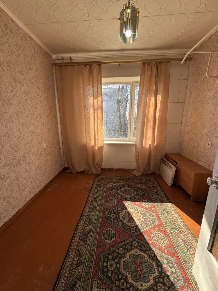 Продається 3-кімнатна квартира "Совхоз"