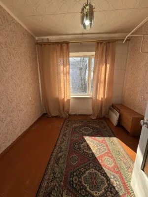 Продається 3-кімнатна квартира "Совхоз"