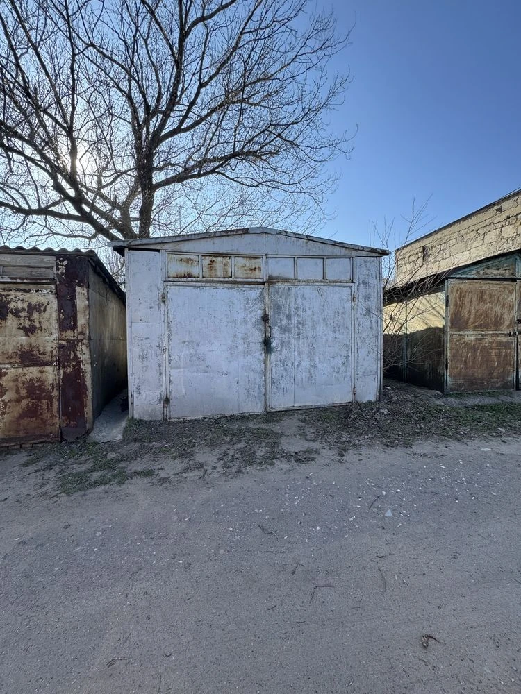 Продається 3-кімнатна квартира "Совхоз"