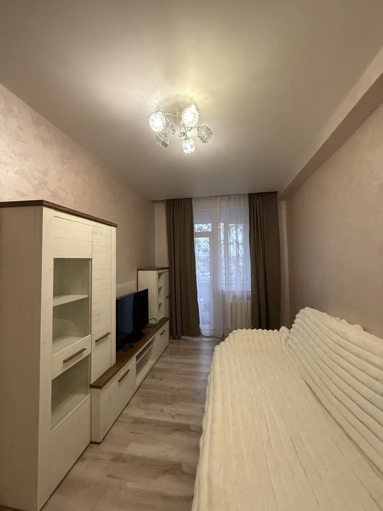 Продам 2-ком квартиру р-он Солнечной