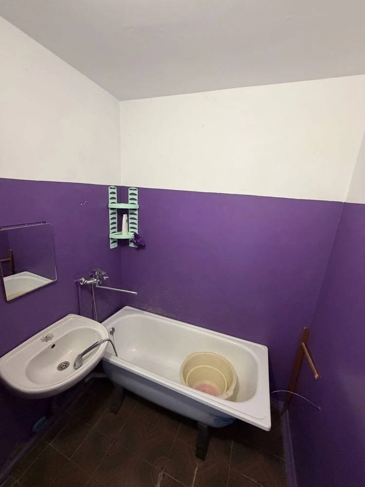 For sale apartment on Tyre, 3 rooms