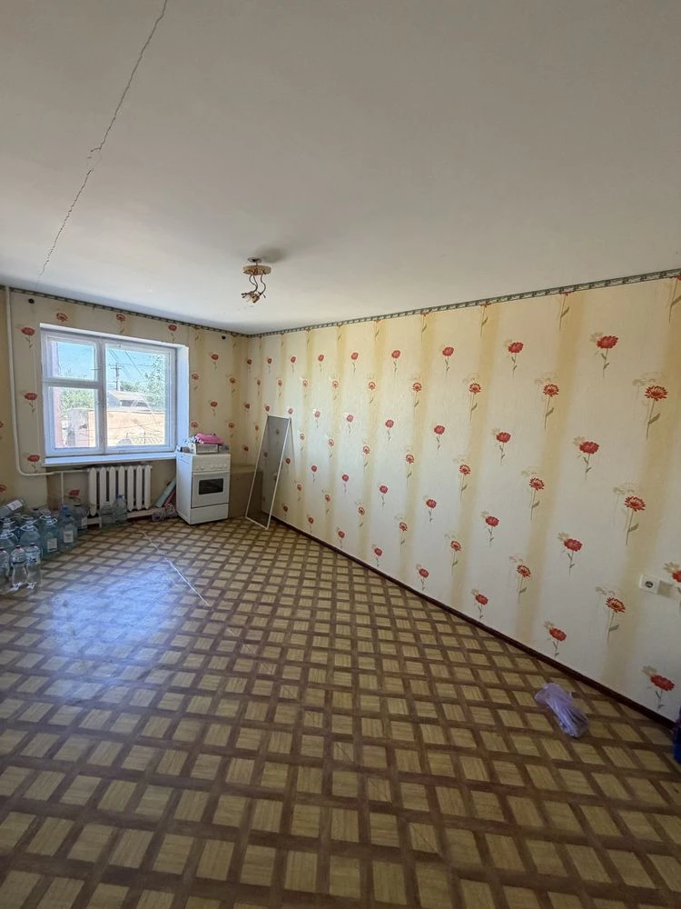 For sale apartment on Tyre, 3 rooms