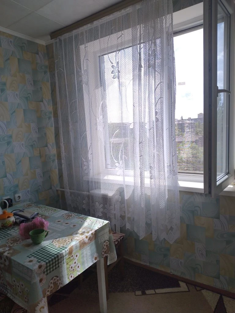продам 2х ком квартиру на Солнечной