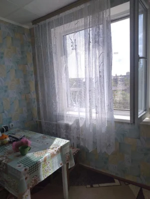 продам 2х ком квартиру на Солнечной